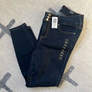 NWT TORRID JEGGING SUPER SOFT